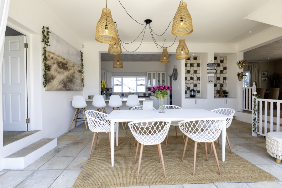5 Bedroom Property for Sale in West Beach Eastern Cape